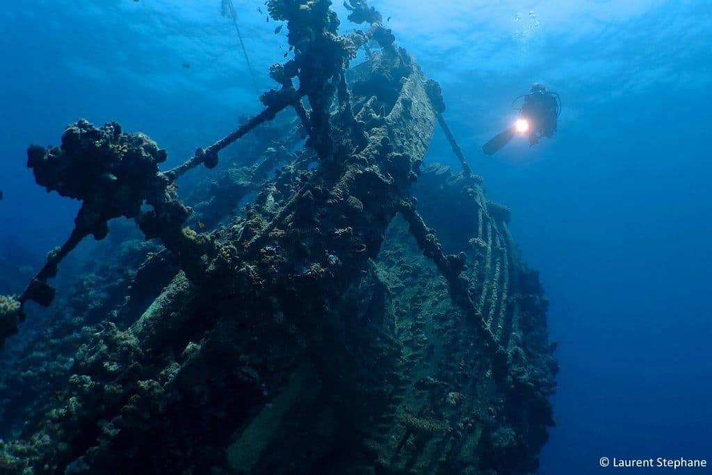 Затонувшие корабли на дне моря