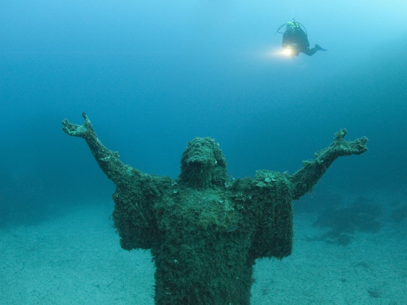 Malta and Gozo Diving holidays Statue and diver
