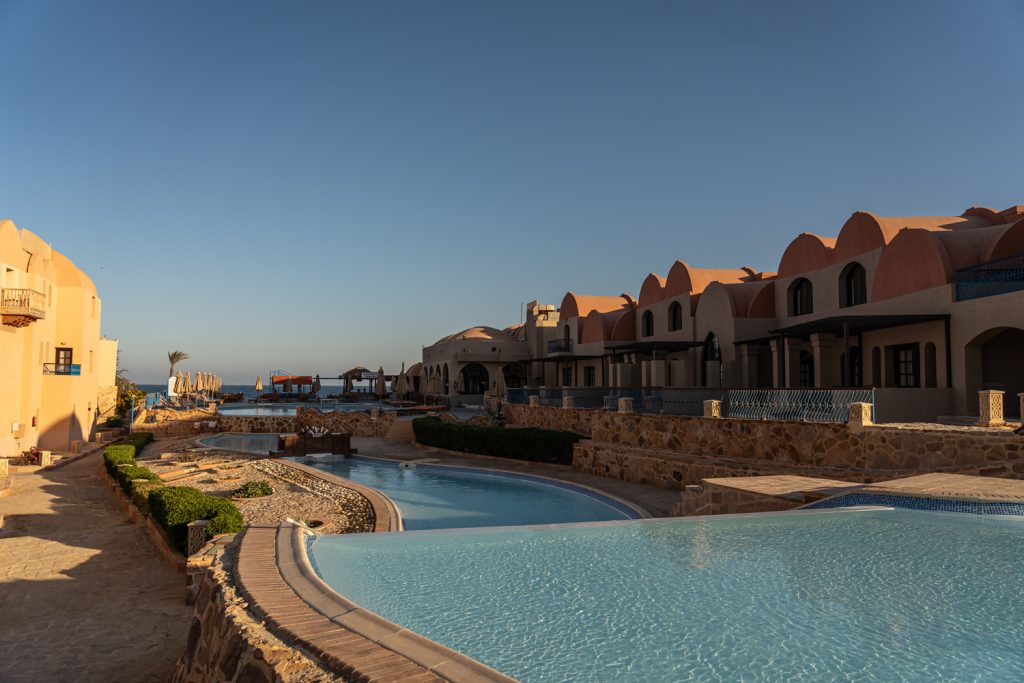 Rohanou Beach Resort